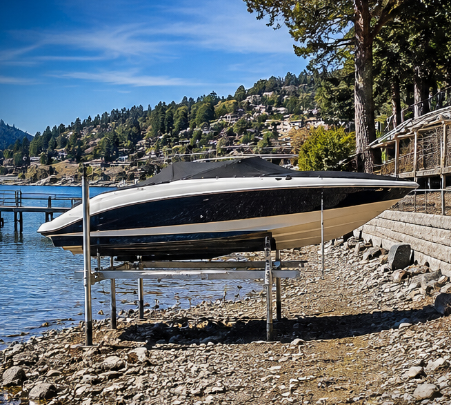 Read more about the article Falling Water Levels: Why Planning Your Boat Pickup Early Matters